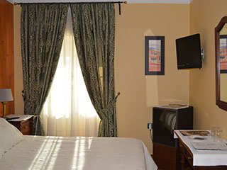Hotel Plaza de Toros Rooms - Ronda - 6
